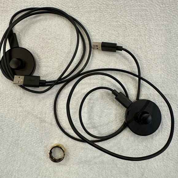 Oura Black and Gold Charging Dock
